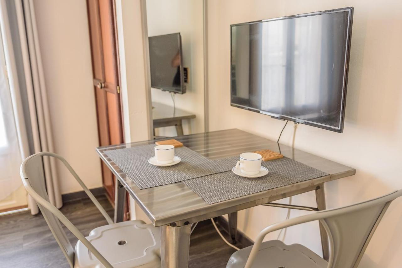 Appartements Et Chambres En Coeur De Ville Saint-Denis - Entree Autonome - Check In 14H30- Exterior foto